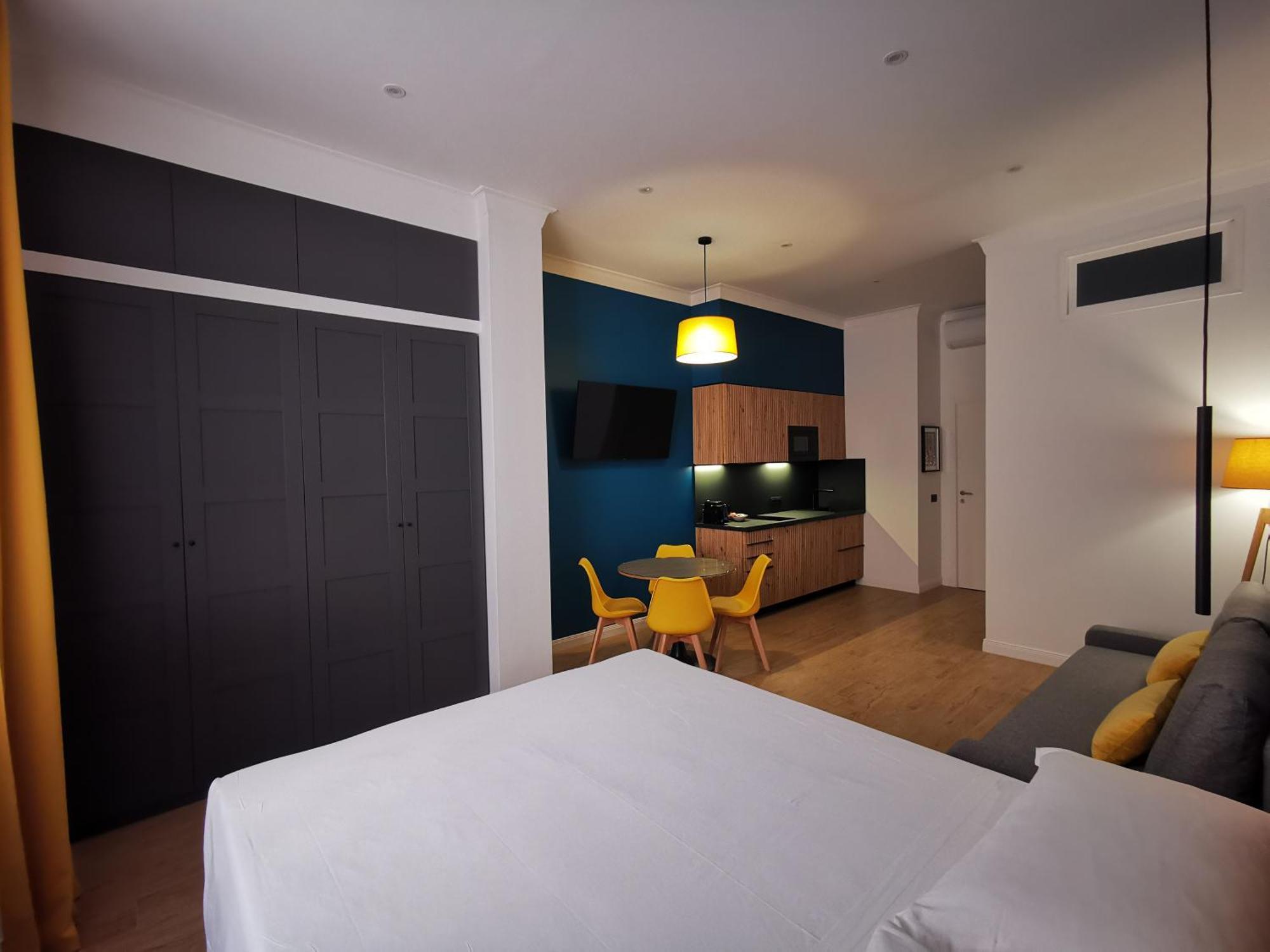 Cattaro 65 - Flexible Check-In Apartments Bari Ngoại thất bức ảnh