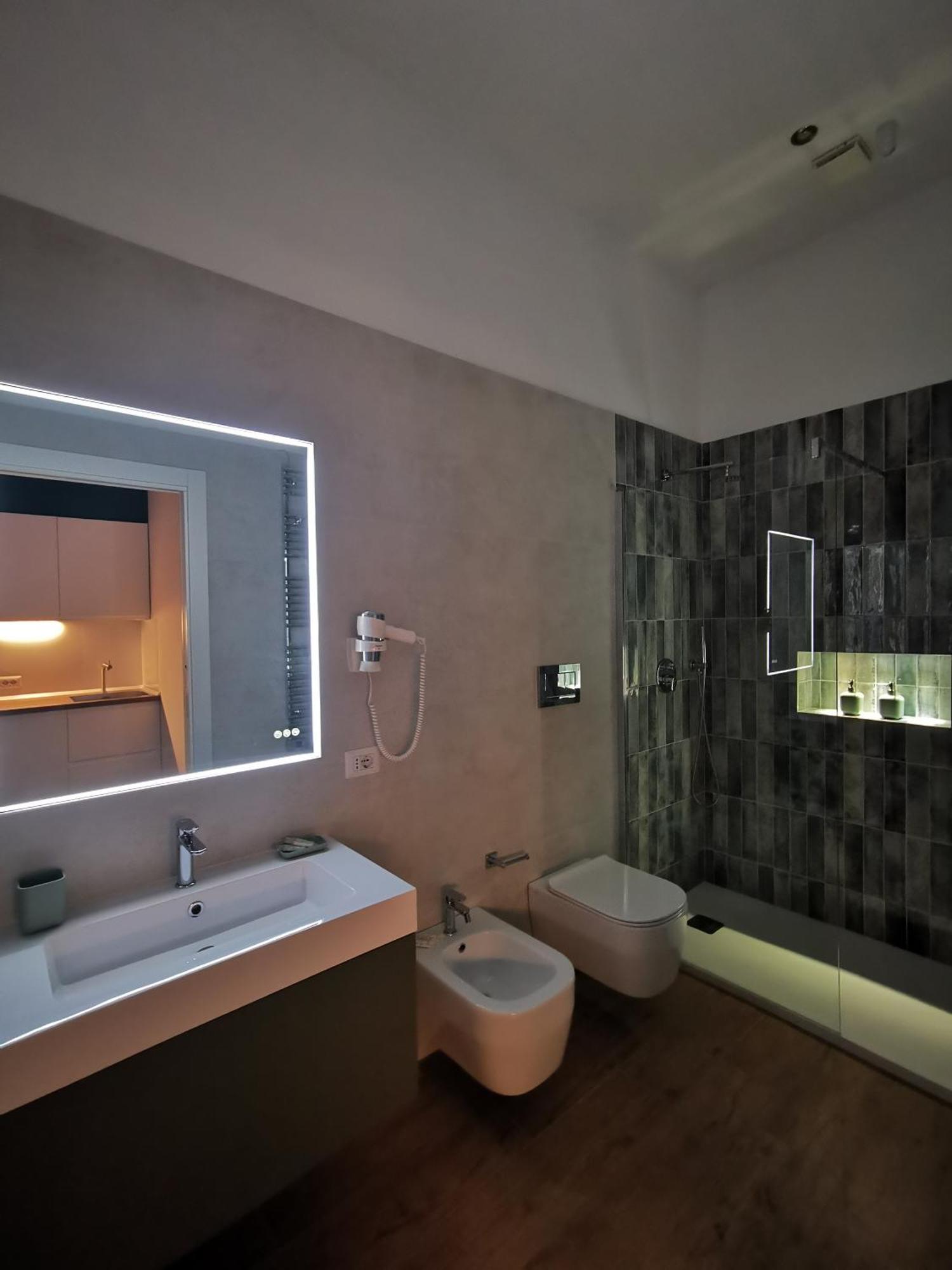 Cattaro 65 - Flexible Check-In Apartments Bari Ngoại thất bức ảnh